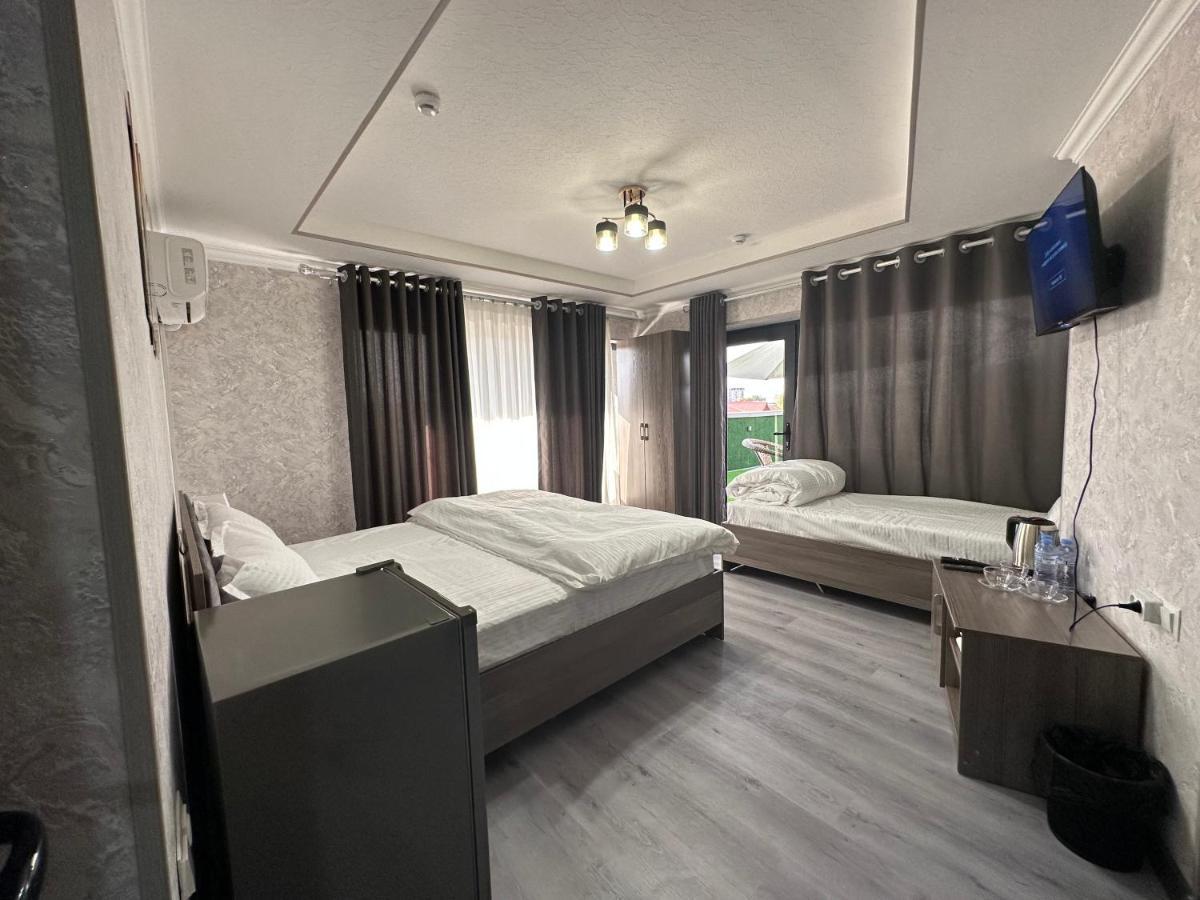 Byond Hotel & Hostel Ташкент Экстерьер фото